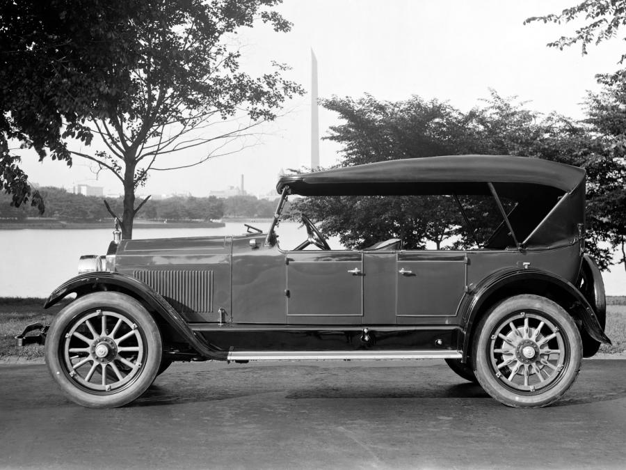  Stearns-Knight L-4 Touring 1922 года  (фото 1 из 1)